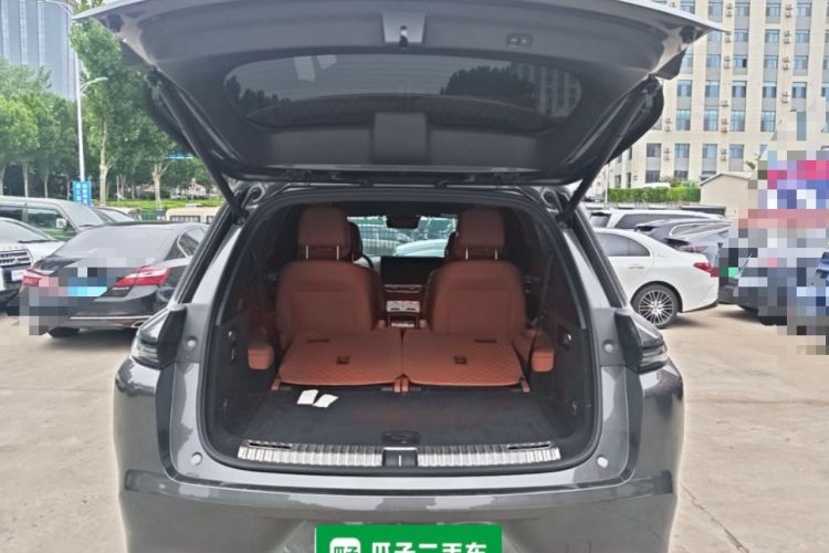 Used Li Auto L8 2023 Pro Model Trunk