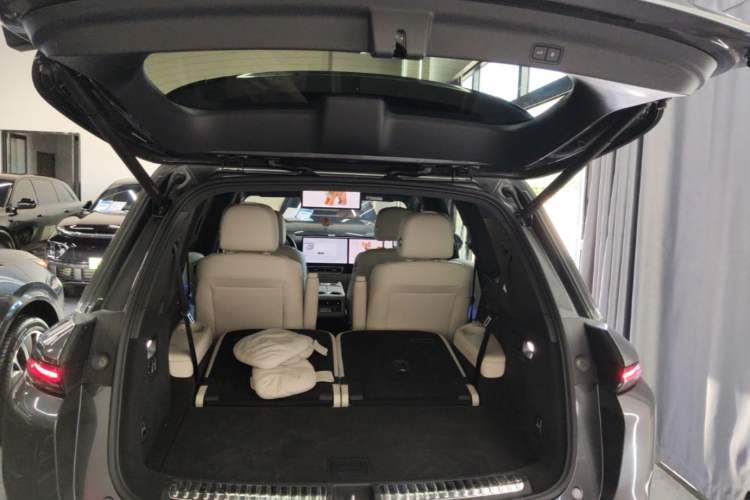 Used Li Auto L8 2023 Max model Trunk