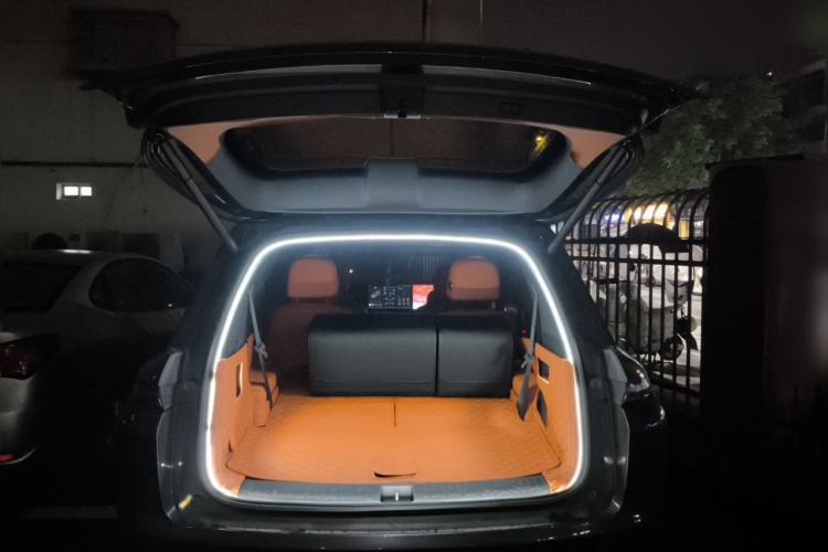 Used Li Auto L8 2023 Max model Trunk