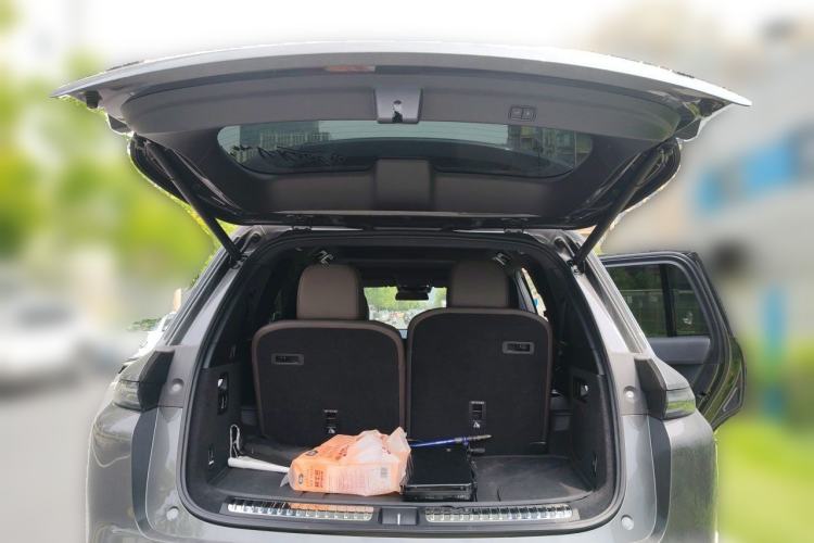 Used Li Auto L8 2023 Pro Model Trunk