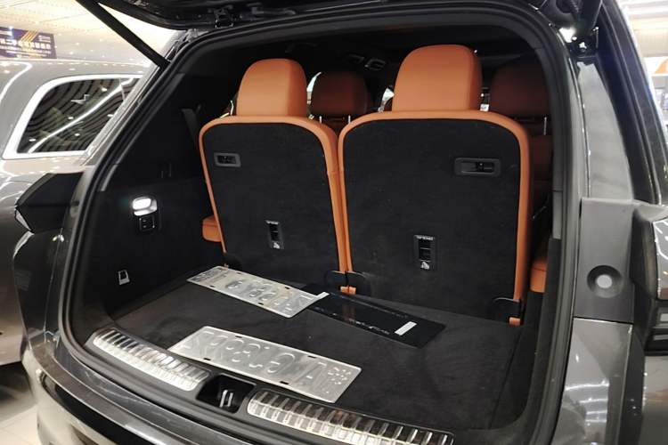 Used Li Auto L8 2023 Air model Trunk