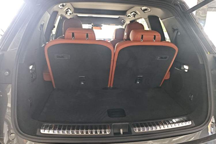 Used Li Auto L8 2023 Pro Model Trunk