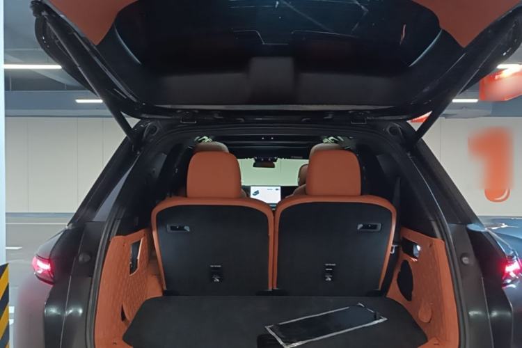 Used Li Auto L8 2023 Pro Model Trunk