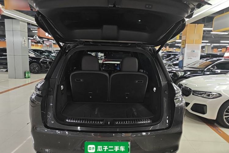 Used Li Auto L8 2023 Pro Model Trunk