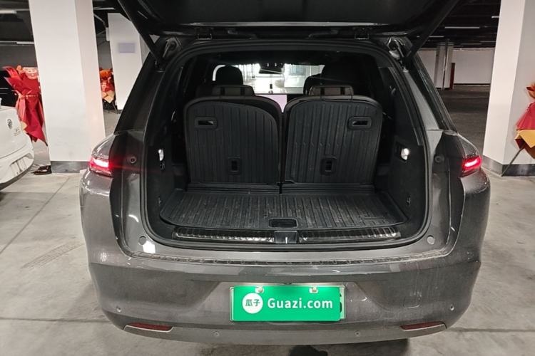 Used Li Auto L8 2023 Pro Model Trunk
