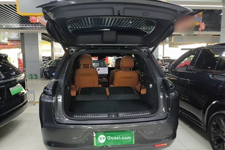 Used Li Auto L8 2023 Pro Model Trunk