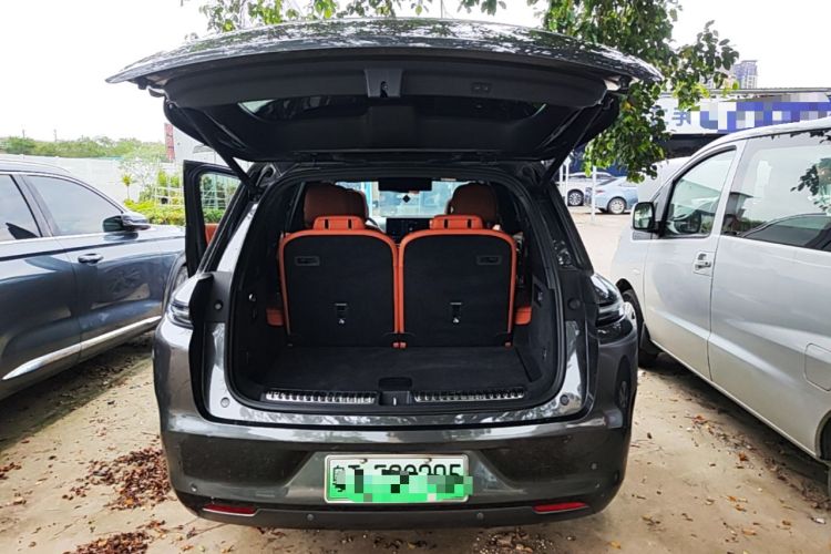 Used Li Auto L8 2023 Max model Trunk