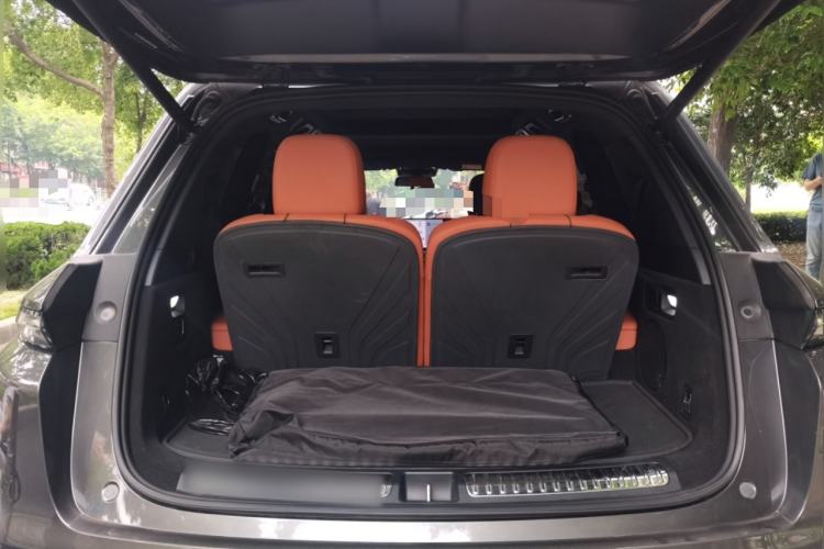 Used Li Auto L8 2023 Air model Trunk