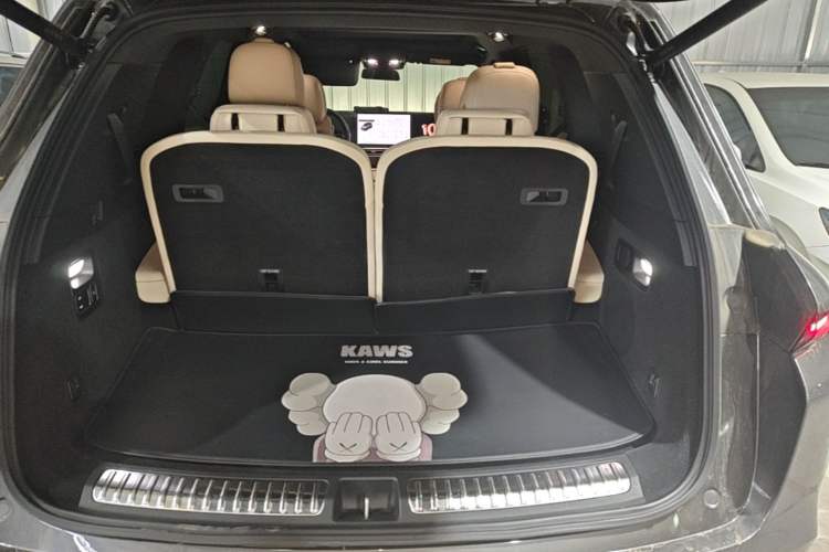 Used Li Auto L8 2023 Pro Model Trunk
