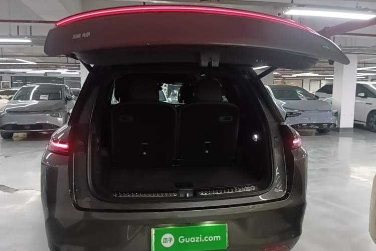 Used Li Auto L8 2023 Pro Model Trunk