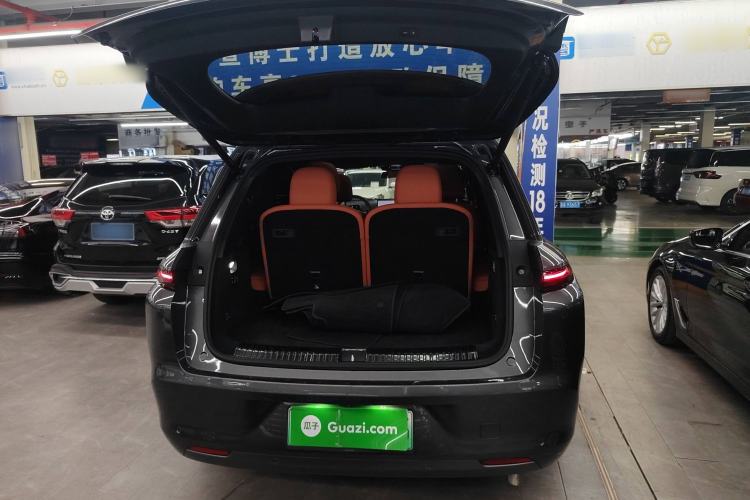 Used Li Auto L8 2023 Pro Model Trunk