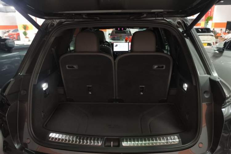 Used Li Auto L8 2023 Pro Model Trunk