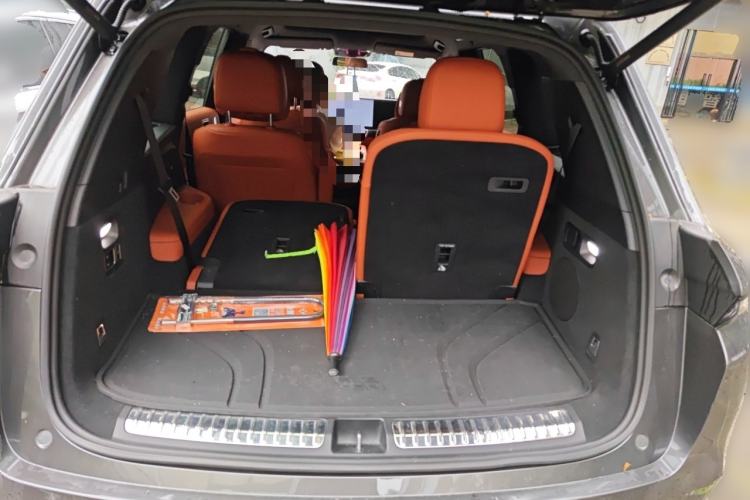 Used Li Auto L8 2023 Pro Model Trunk