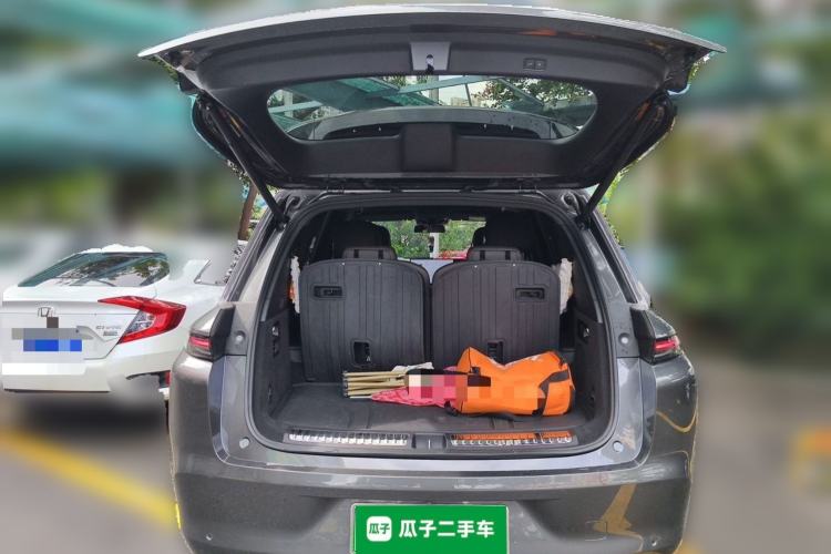 Used Li Auto L8 2023 Pro Model Trunk