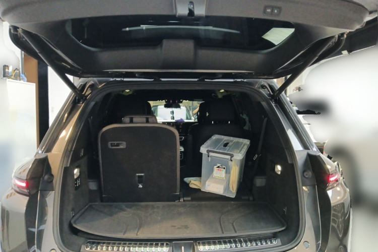 Used Li Auto L8 2023 Pro Model Trunk