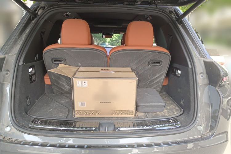 Used Li Auto L8 2023 Pro Model Trunk