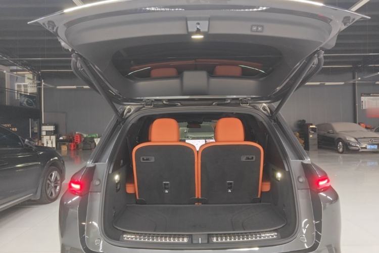 Used Li Auto L8 2023 Pro Model Trunk