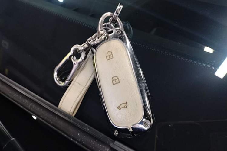 Used Li Auto L8 2023 Air model Vehicle Key
