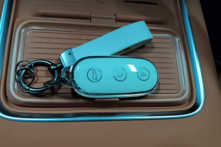 Used Li Auto L8 2023 Max model Vehicle Key