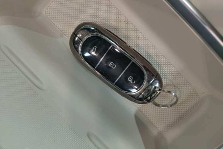 Used Li Auto L8 2023 Air model Vehicle Key