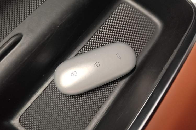Used Li Auto L8 2023 Air model Vehicle Key