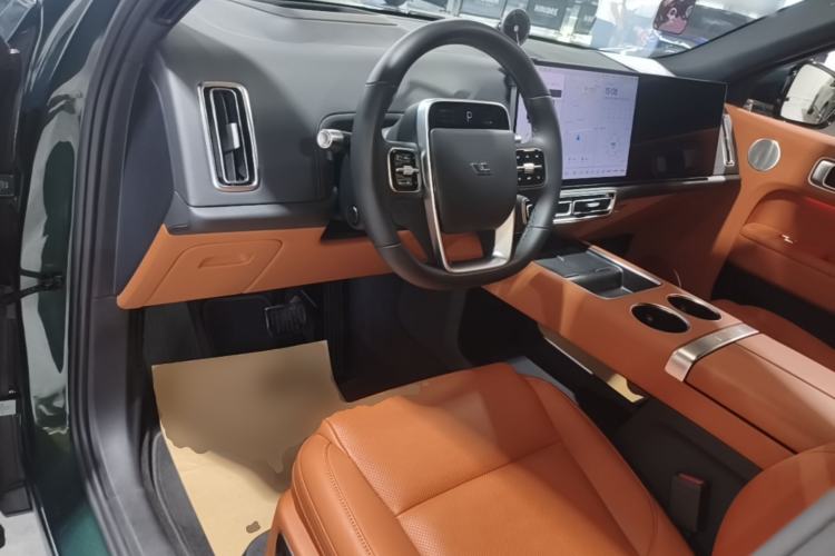 Used Li Auto L8 2023 Max model Center Console