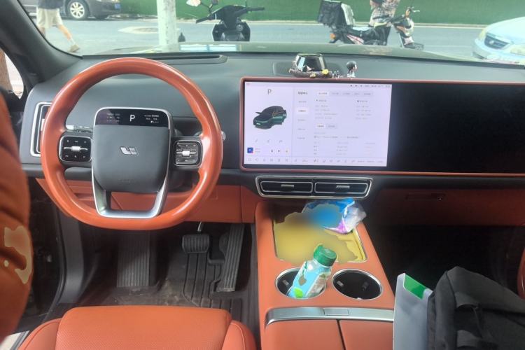 Used Li Auto L8 2023 Air model Center Console