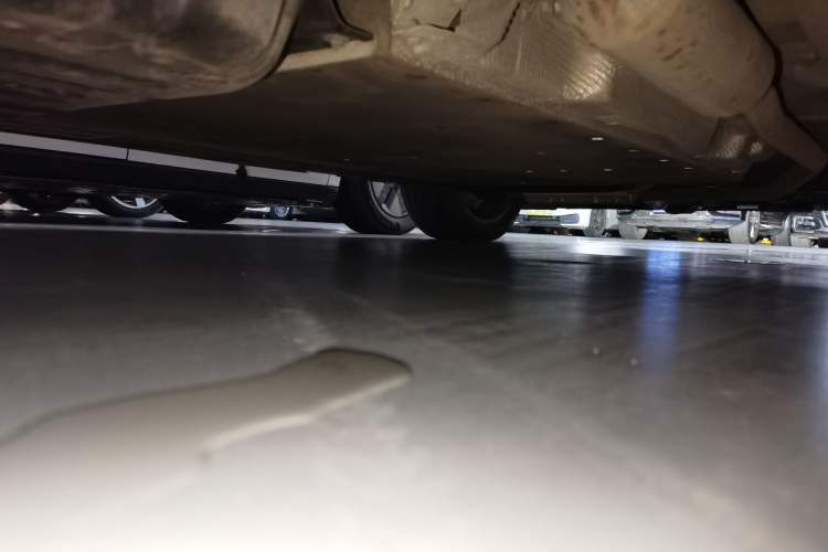 Used Li Auto L8 2023 Pro Model Chassis Front Right