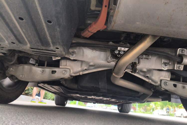 Used Li Auto L8 2023 Pro Model Chassis Rear