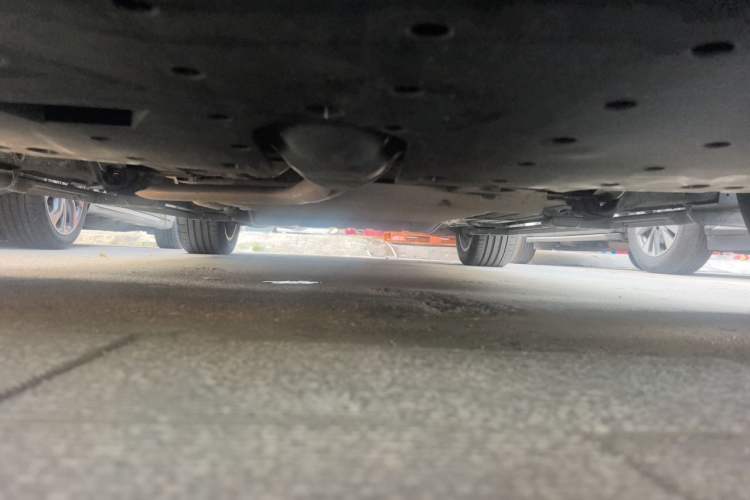 Used Li Auto L8 2023 Air model Chassis Rear
