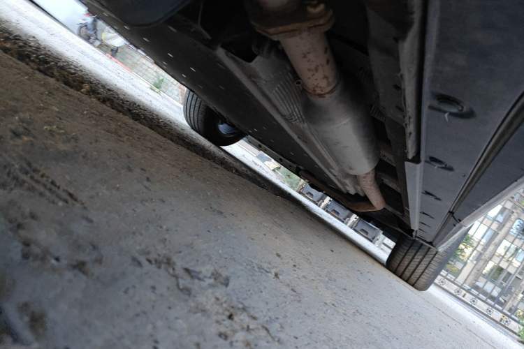 Used Li Auto L8 2023 Max model Chassis Rear Right