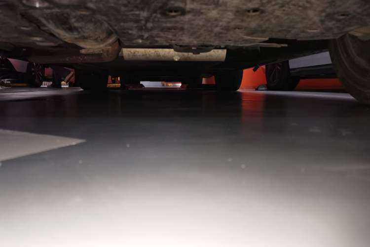 Used Li Auto L8 2023 Pro Model Chassis Rear