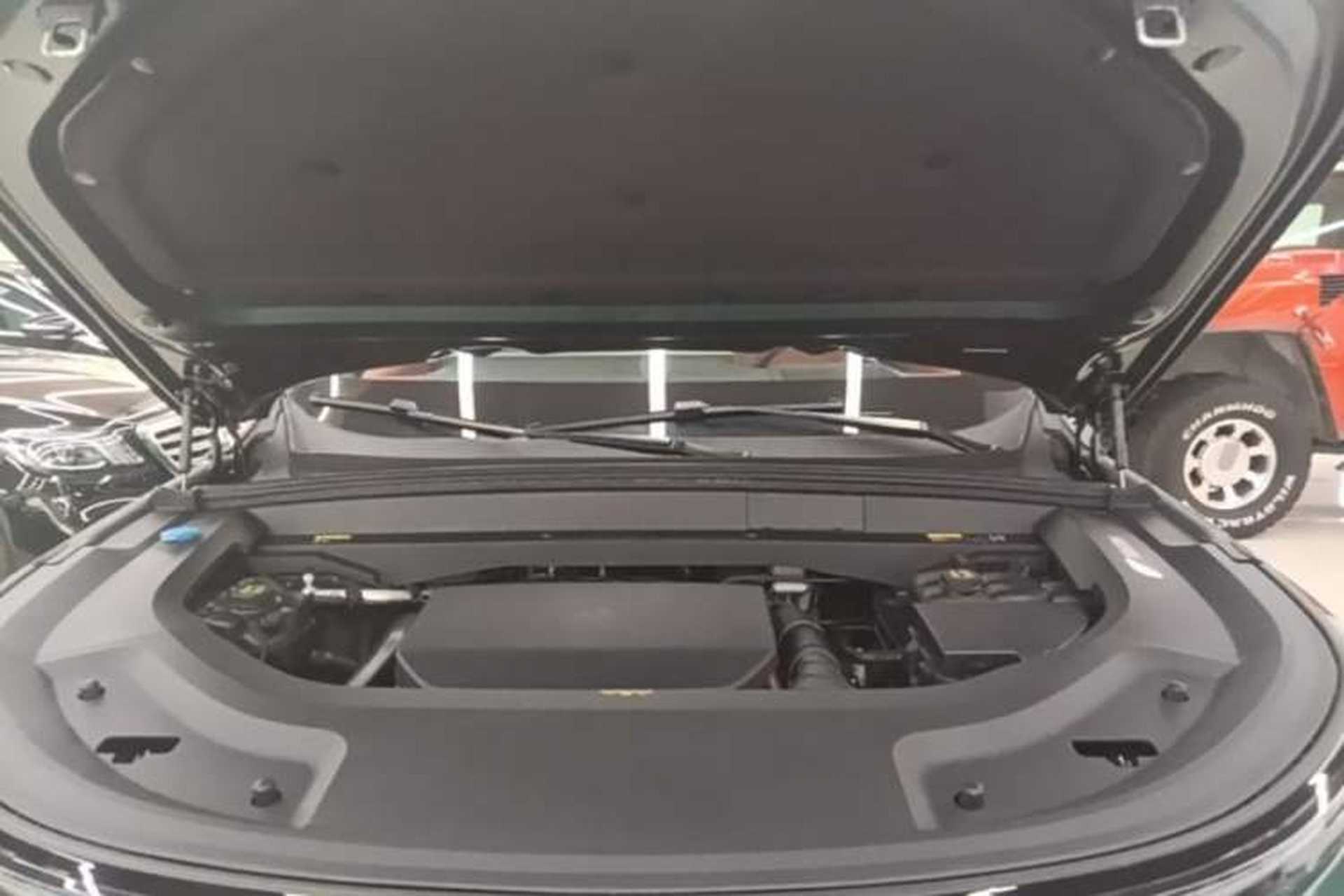 Used Li Auto L8 2023 Pro Model Engine Bay