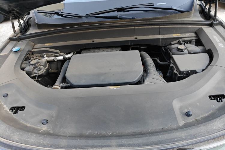Used Li Auto L8 2023 Max model Engine Bay