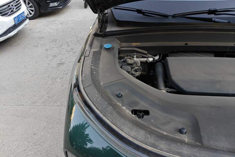 Used Li Auto L8 2023 Max model Engine Bay Right