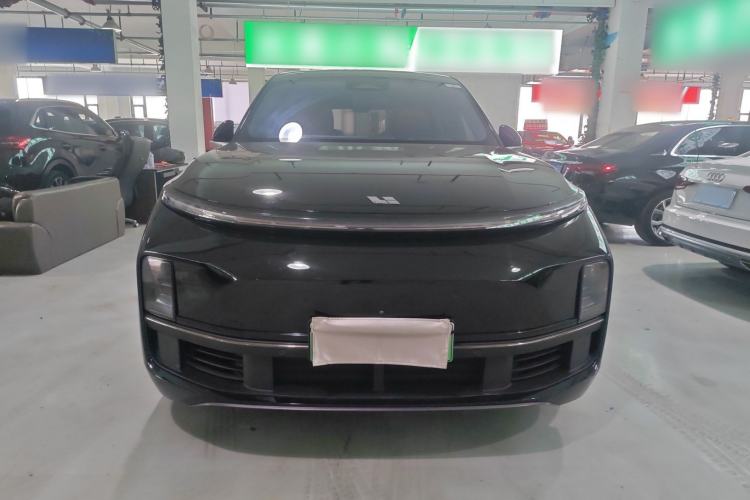 Used Li Auto L8 2023 Pro Model Exterior 1