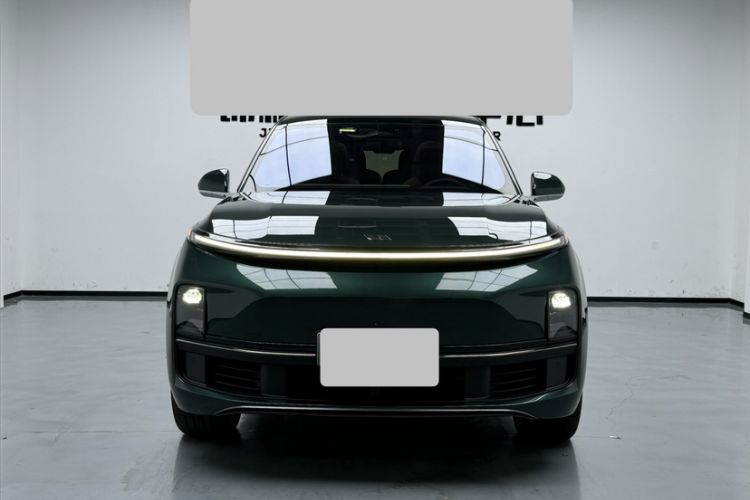 Used Li Auto L8 2023 Pro Model Exterior 2