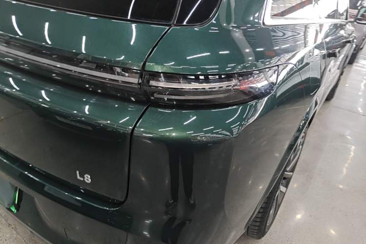 Used Li Auto L8 2023 Pro Model Exterior 3