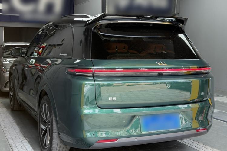 Used Li Auto L8 2023 Max model Exterior 4