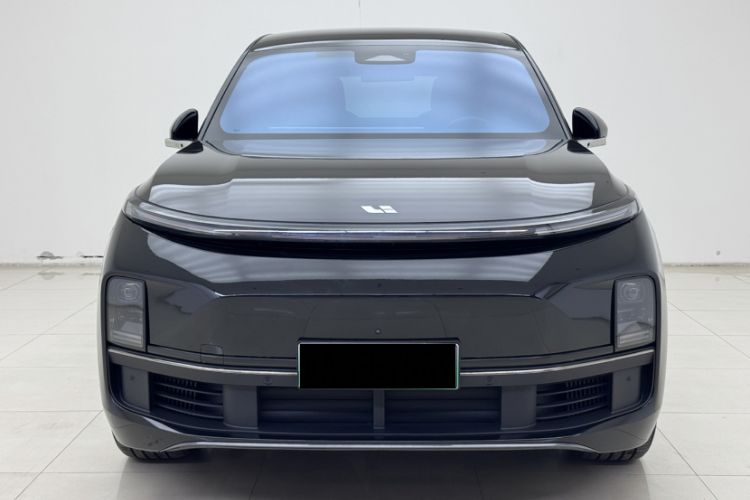 Used Li Auto L8 2023 Pro Model Exterior 4