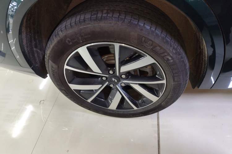 Used Li Auto L8 2023 Max model Exterior 8