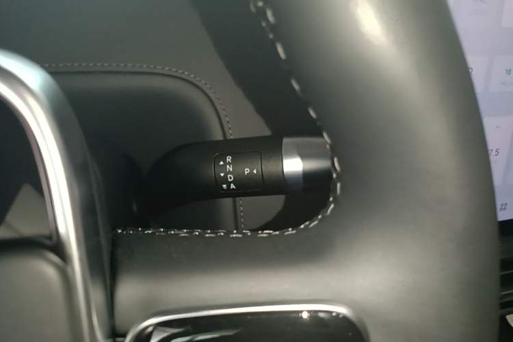 Used Li Auto L8 2023 Pro Model Gear Lever