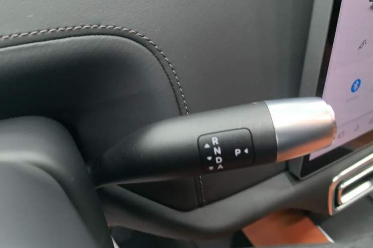 Used Li Auto L8 2023 Pro Model Gear Lever