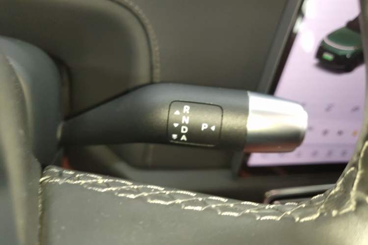 Used Li Auto L8 2023 Pro Model Gear Lever