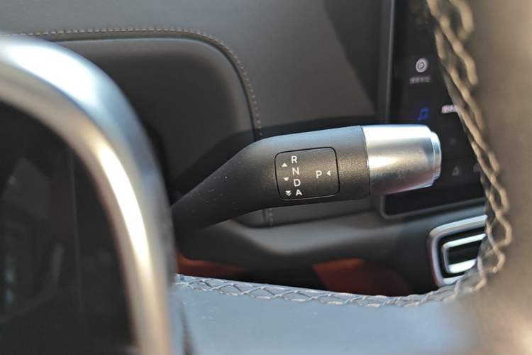 Used Li Auto L8 2023 Pro Model Gear Lever