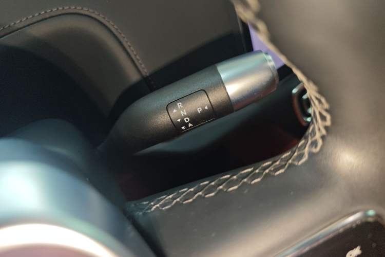 Used Li Auto L8 2023 Pro Model Gear Lever
