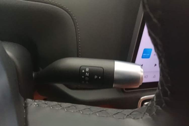 Used Li Auto L8 2023 Pro Model Gear Lever
