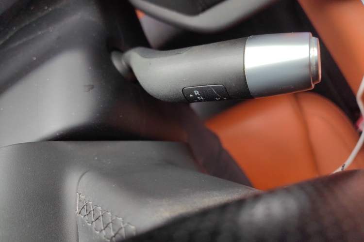 Used Li Auto L8 2023 Pro Model Gear Lever