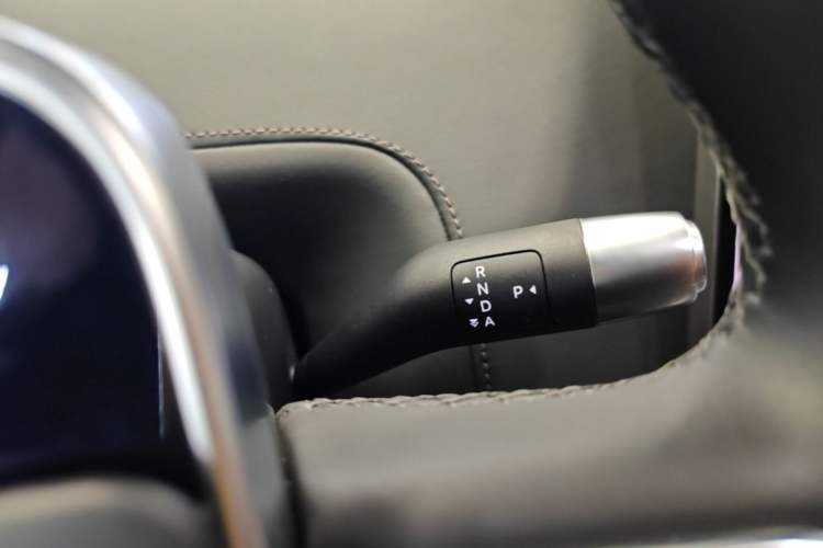 Used Li Auto L8 2023 Max model Gear Lever