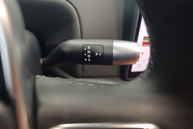 Used Li Auto L8 2023 Pro Model Gear Lever